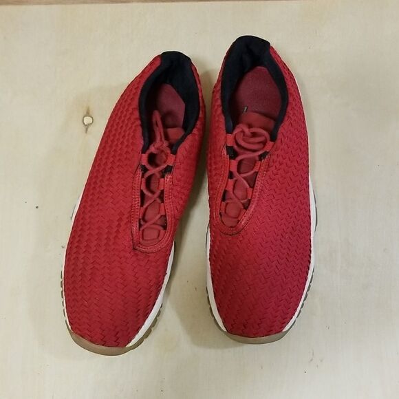 Air Jordan Future Low BG Gym Red Black White - Picture 3 of 8